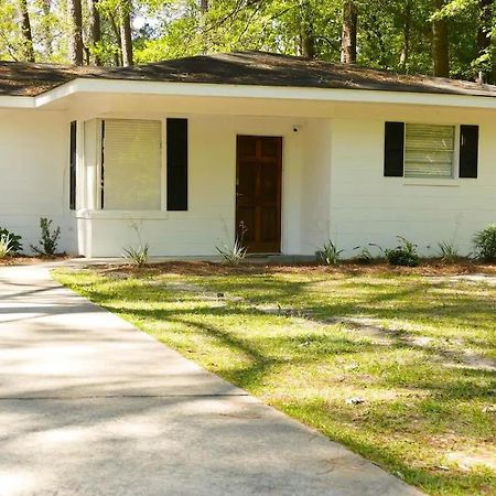 Comfortable Cottage On The Blue Mile - Close To Gsu! 스테이츠보로 외부 사진